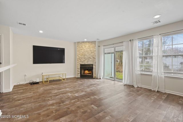 20 Canidae Court, Tinton Falls, NJ 07753