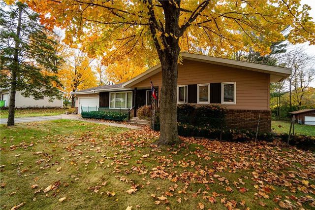 312 Woodside Drive, Cornell, WI 54732