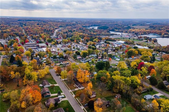 312 Woodside Drive, Cornell, WI 54732