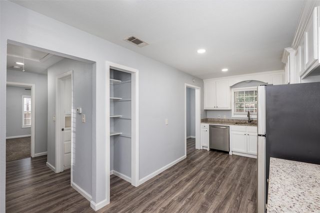 1110 N Ross Avenue, Sherman, TX 75090