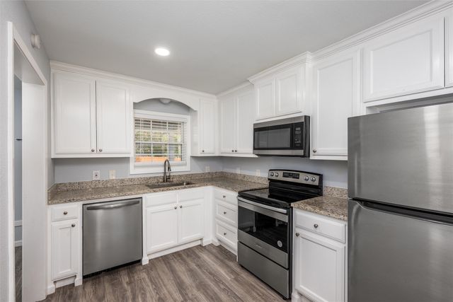 1110 N Ross Avenue, Sherman, TX 75090