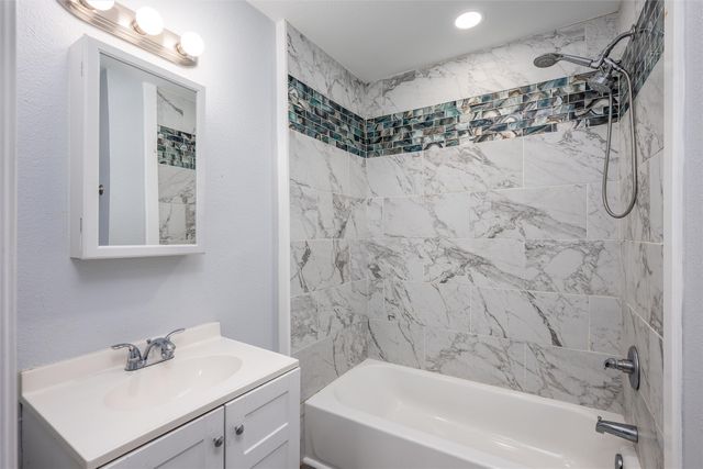 1110 N Ross Avenue, Sherman, TX 75090