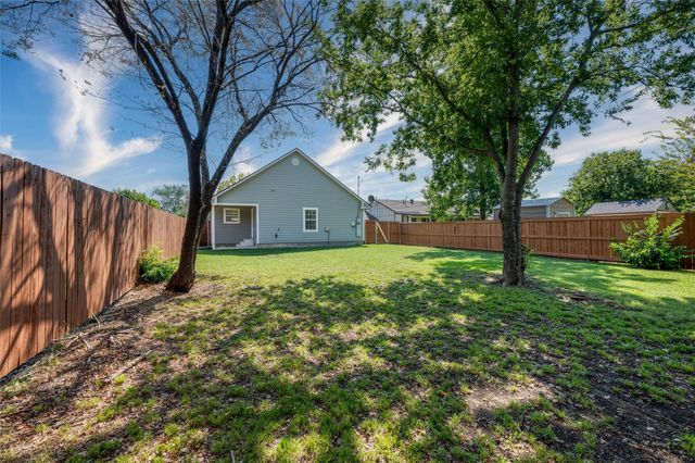 1110 N Ross Avenue, Sherman, TX 75090