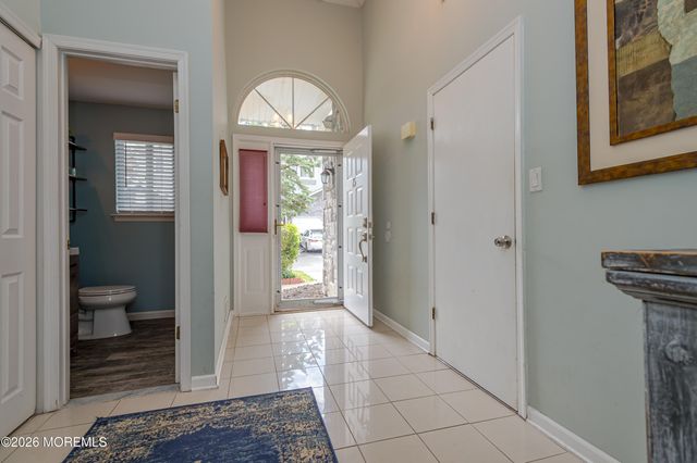 15 Daleron Place 57, South Amboy, NJ 08879