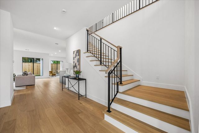 6213 Overbrook Lane, Houston, TX 77057
