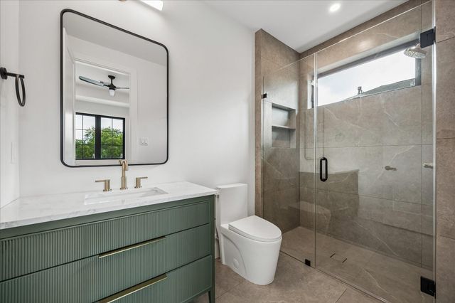 6213 Overbrook Lane, Houston, TX 77057