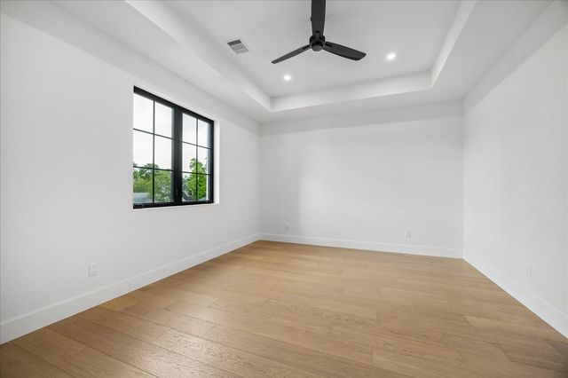6213 Overbrook Lane, Houston, TX 77057