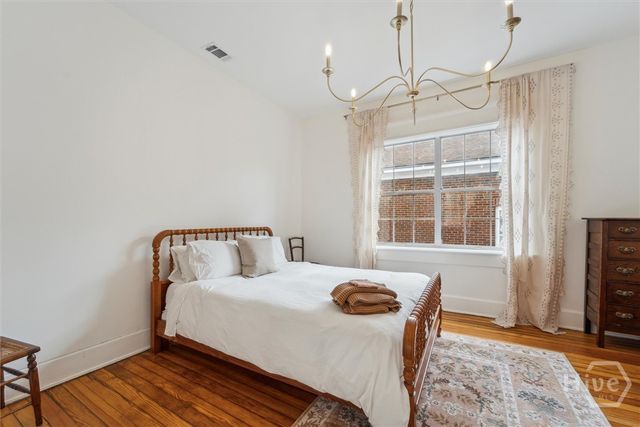 211 W 40th Street B, Savannah, GA 31401