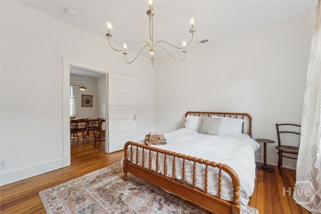 211 W 40th Street B, Savannah, GA 31401