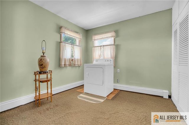 11 Richmond Road, Edison, NJ 08817