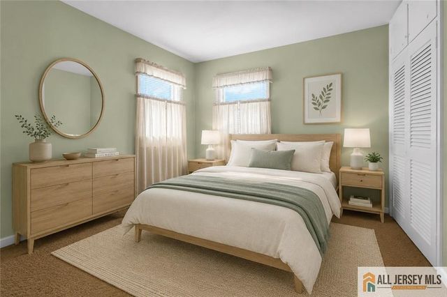 11 Richmond Road, Edison, NJ 08817