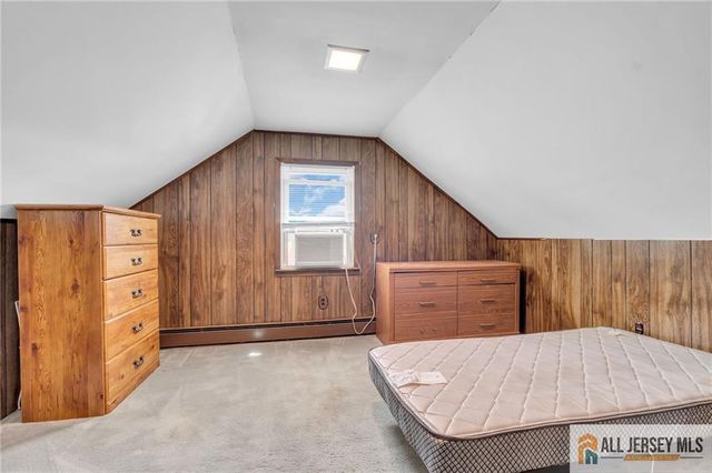 11 Richmond Road, Edison, NJ 08817