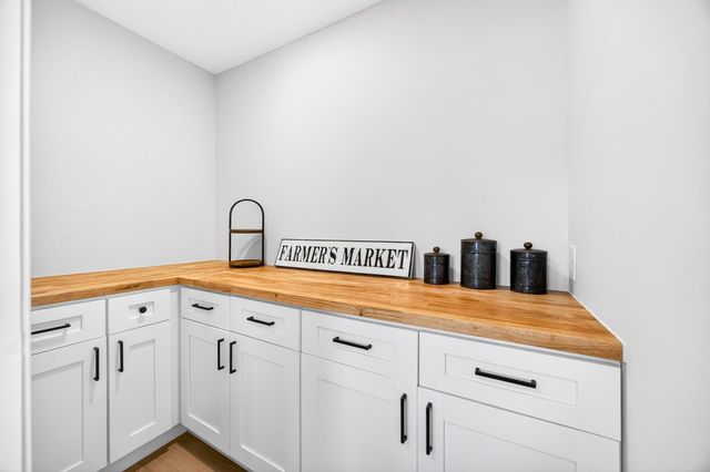 2175 Newport Street SW, Wyoming, MI 49519