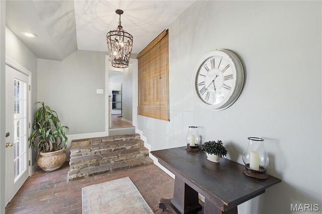 805 Sikes Avenue, Sikeston, MO 63801
