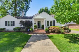 805 Sikes Avenue, Sikeston, MO 63801