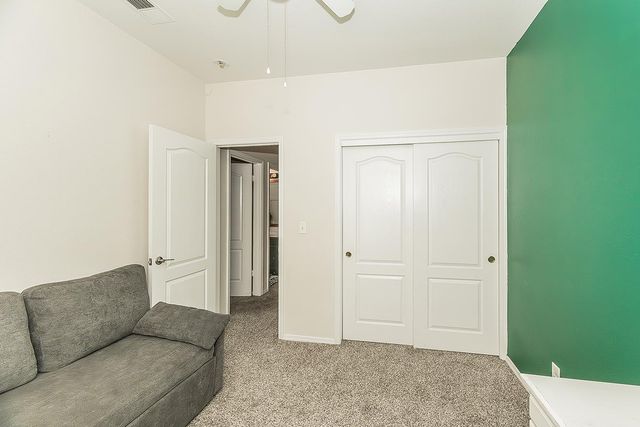 717 W Tivoli Lane, Clovis, CA 93611