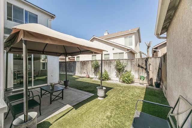 717 W Tivoli Lane, Clovis, CA 93611