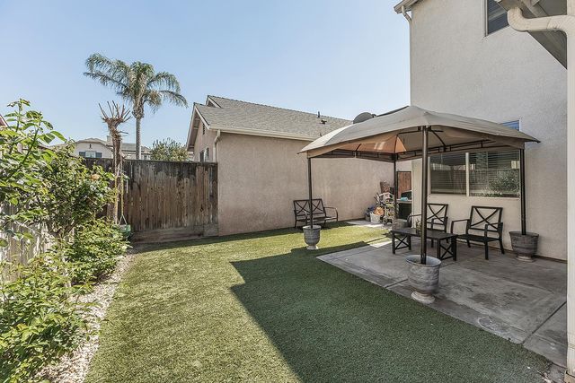 717 W Tivoli Lane, Clovis, CA 93611