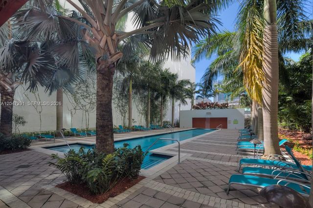 133 NE 2nd Ave 1815, Miami, FL 33132