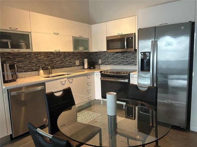 133 NE 2nd Ave 1815, Miami, FL 33132