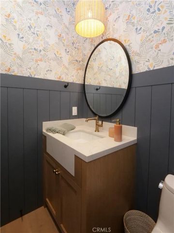 3619 Laurel Avenue, Manhattan Beach, CA 90266