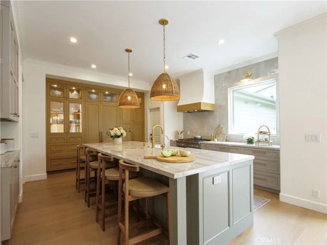 3619 Laurel Avenue, Manhattan Beach, CA 90266