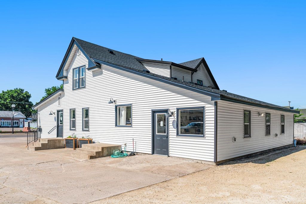 623 E Main Street, Anoka, MN 55303 — photo 5