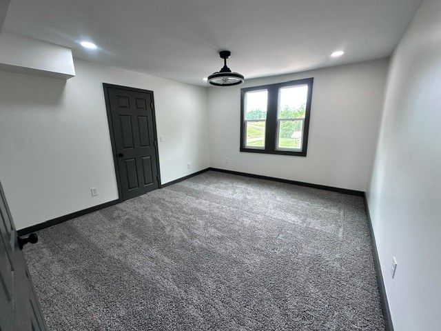 299 Tom Beasley Rd, Westmoreland, TN 37186