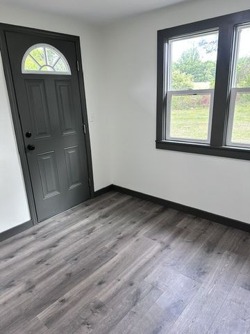 299 Tom Beasley Rd, Westmoreland, TN 37186