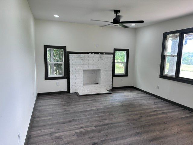299 Tom Beasley Rd, Westmoreland, TN 37186
