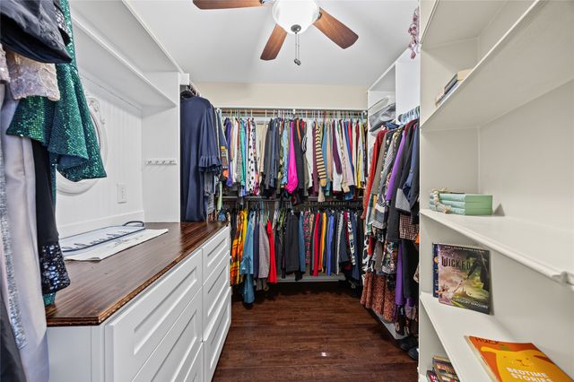 112 Springfield Lane, Red Oak, TX 75165