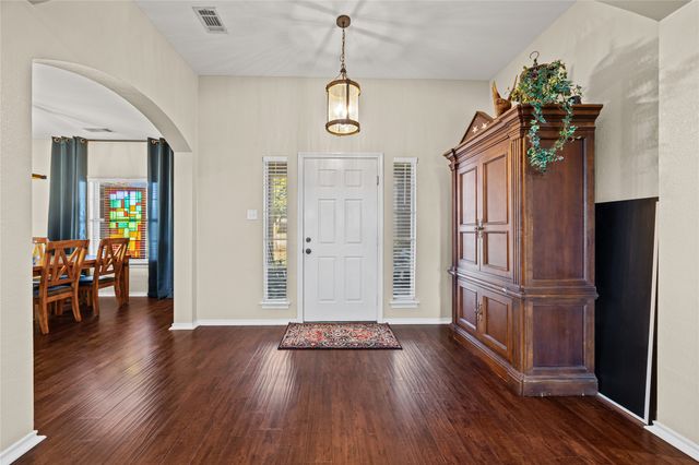 112 Springfield Lane, Red Oak, TX 75165