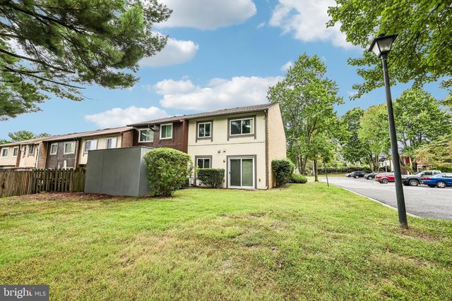 10040 WEDGE WAY, Gaithersburg, MD 20886