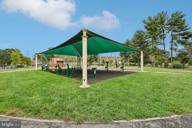 10040 WEDGE WAY, Gaithersburg, MD 20886