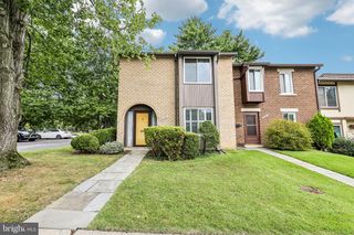 10040 WEDGE WAY, Gaithersburg, MD 20886