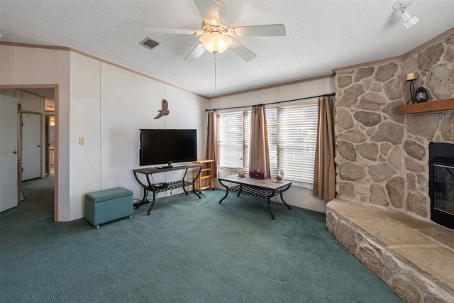 206 Trailwind Street, Gun Barrel City, TX 75156