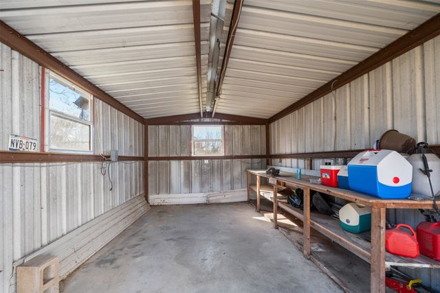 206 Trailwind Street, Gun Barrel City, TX 75156