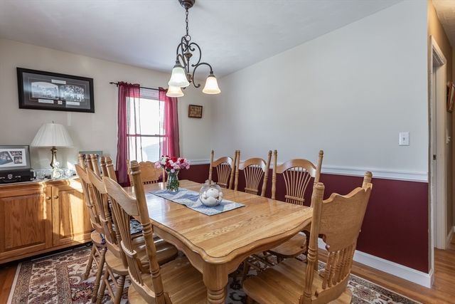 78 Greenbrier Dr, New Bedford, MA 02745