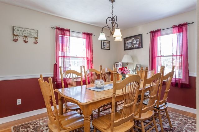 78 Greenbrier Dr, New Bedford, MA 02745