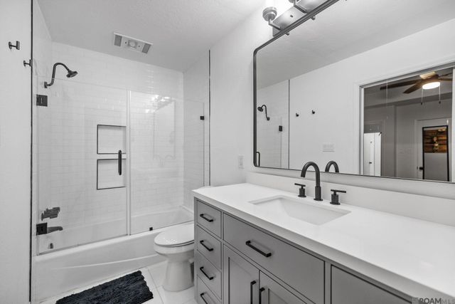 14446 Ridgewood Ave, Prairieville, LA 70769