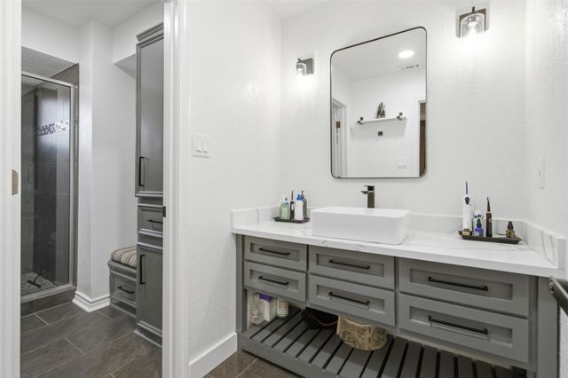 4908 Summer Lane, Baytown, TX 77521