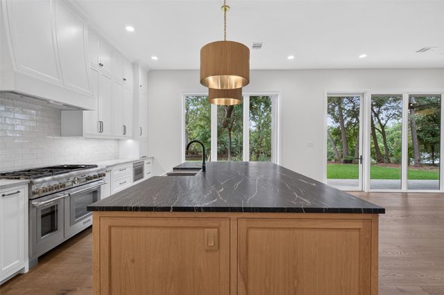 45 Huntsmans Horn Circle, The Woodlands, TX 77380