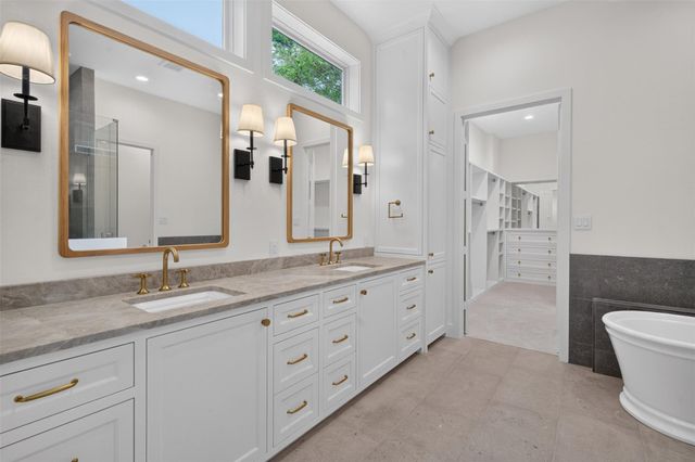 45 Huntsmans Horn Circle, The Woodlands, TX 77380