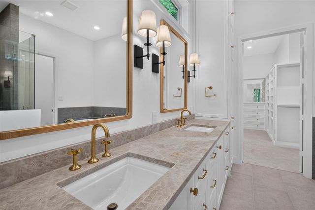 45 Huntsmans Horn Circle, The Woodlands, TX 77380