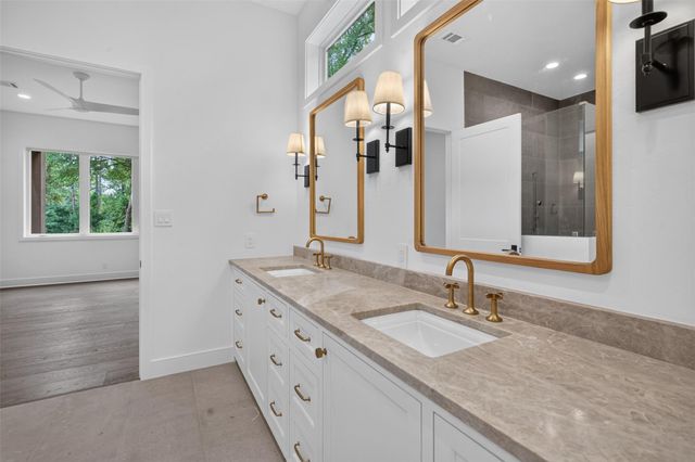 45 Huntsmans Horn Circle, The Woodlands, TX 77380