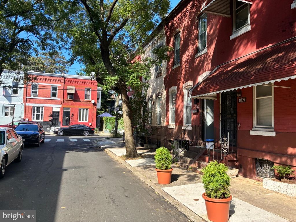2031 N GRATZ ST ST, PHILADELPHIA, PA 19121 — photo 3