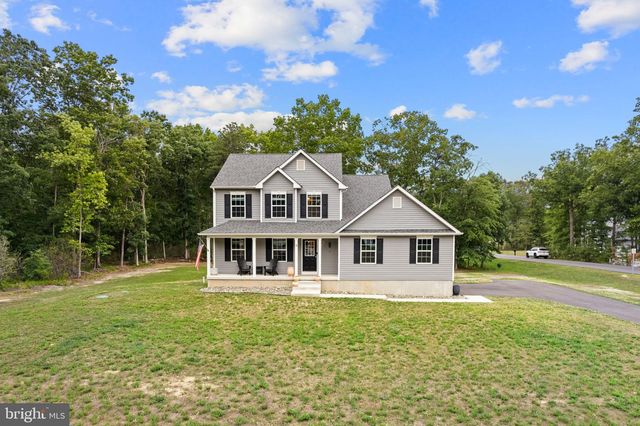8 WHITETAIL DR, Elmer, NJ 08318