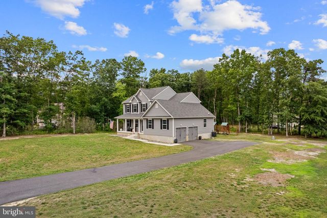 8 WHITETAIL DR, Elmer, NJ 08318