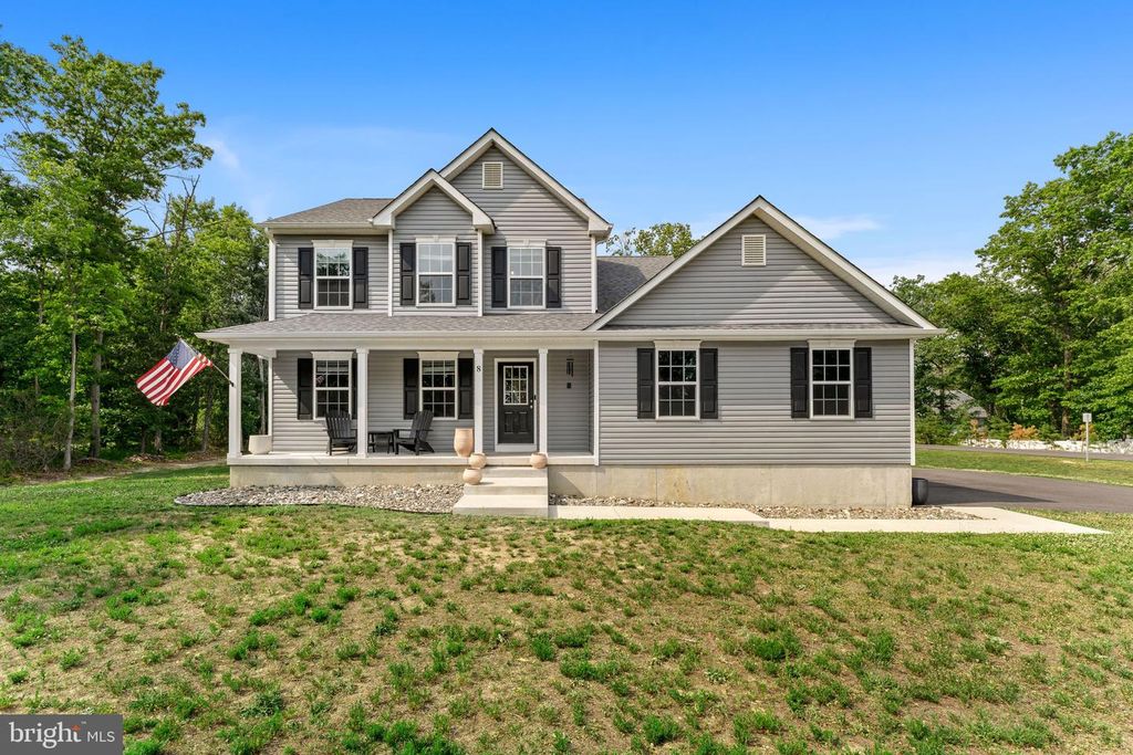 8 WHITETAIL DR, Elmer, NJ 08318