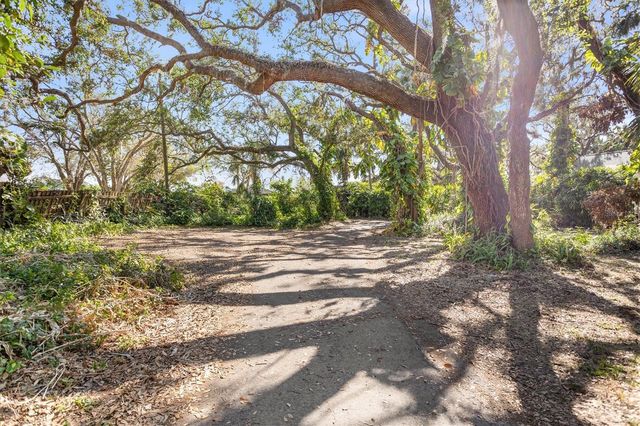 8725 ERIE LANE, Parrish, FL 34219